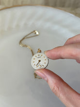 画像をギャラリービューアに読み込む, vintage watch necklace-a
